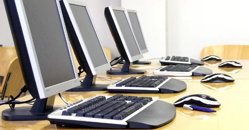 أنابيك: تشغيل 240 عوان إدخال البيانات بعقود CI في عدة مدن